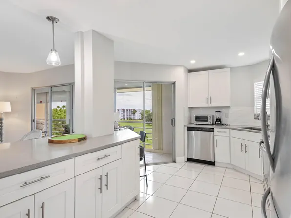 3661 Via Poinciana APT 616, Lake Worth, FL 33467