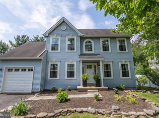 540 Zinn Dr, Southampton, PA 18966