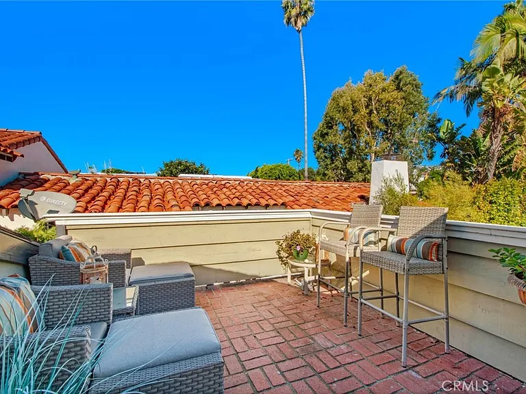 1165 Catalina — Photo 19