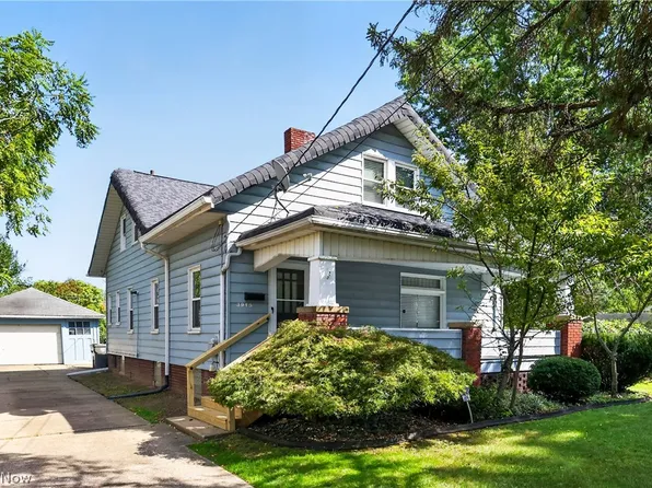 3915 Howard St, Youngstown, OH 44512