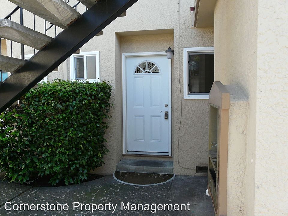 1st image of 883 Di Fiore Dr APT 3