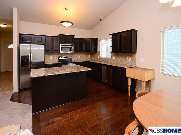 2nd image of 4912 N 165th St