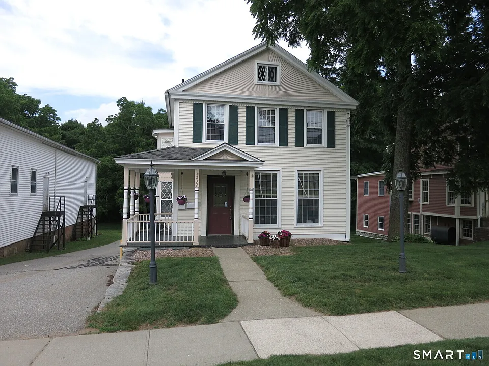 232 S Main St