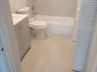 31 Edmund Rd APT 2, Hollywood, FL 33023