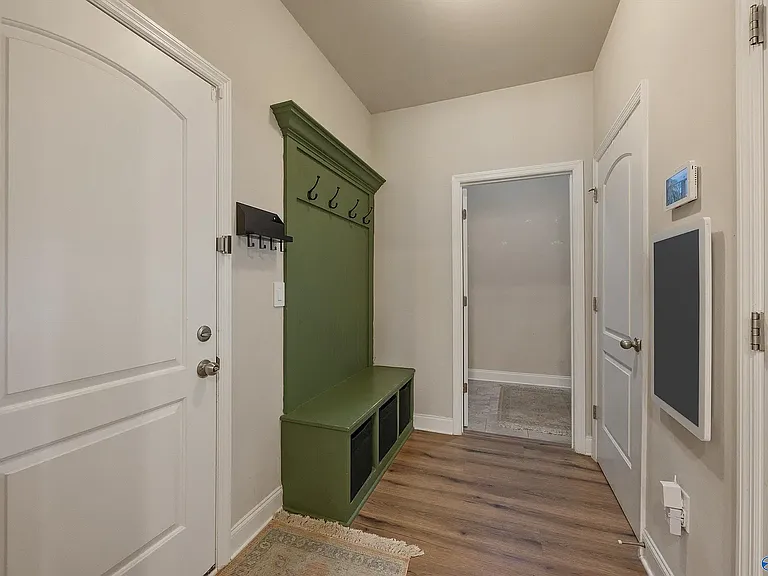 280 Falcon Ridge Dr — Photo 16