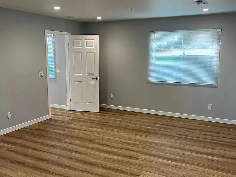 2204 Conquista Ave #2206 — Photo 12