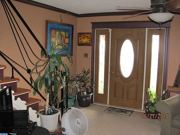 5th image of 4040 Maywood St