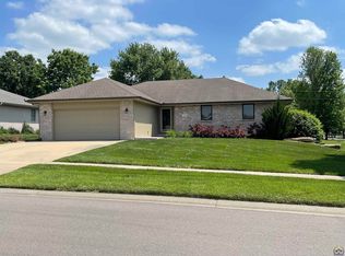 7517 SW Bingham Rd, Topeka, KS 66614