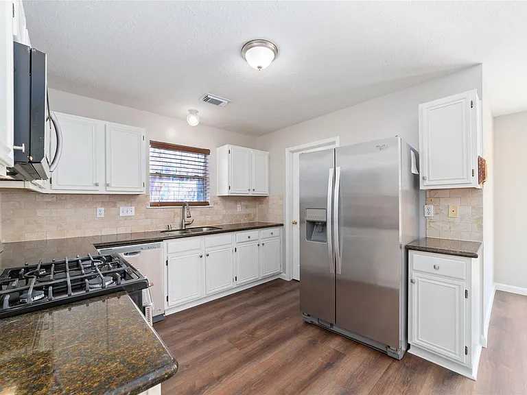 14431 Parkesgate Dr — Photo 10
