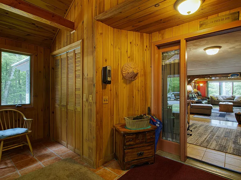 37 Brayman Rd — Photo 2