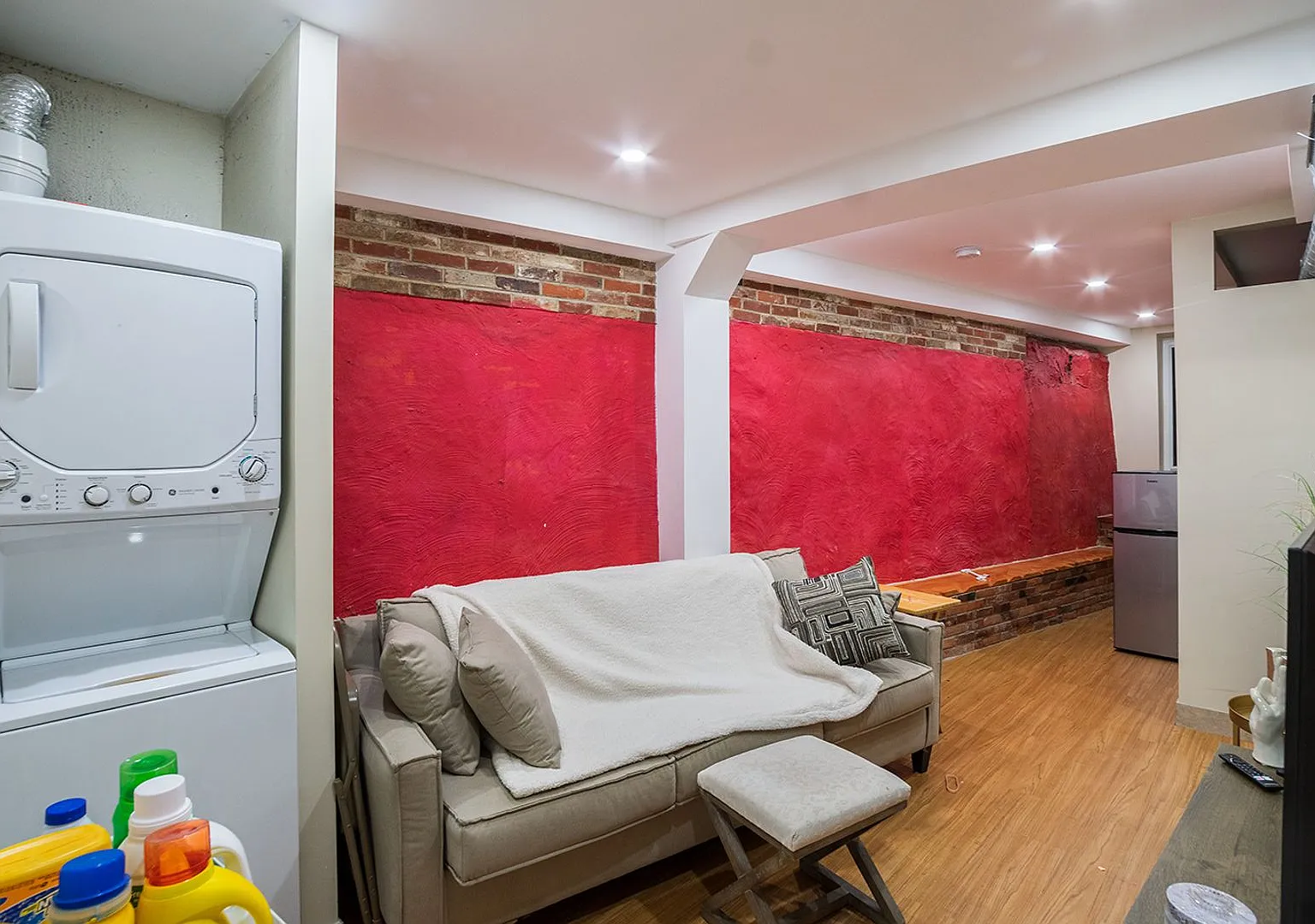 1122 E Passyunk Ave — Photo 2