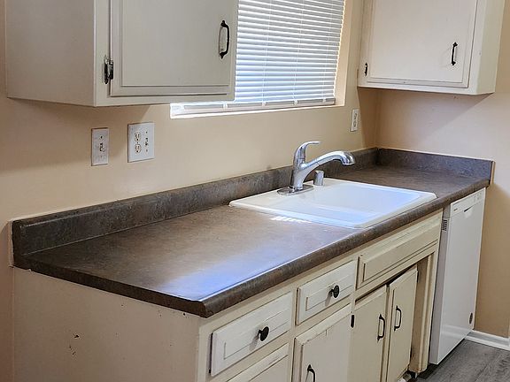 2nd image of 5317 W Avenue L6