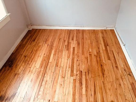 3rd image of 770 Providence St Floor 2