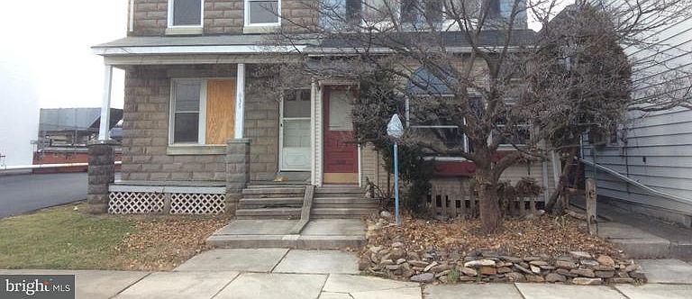 1st image of 633 Summit Ave