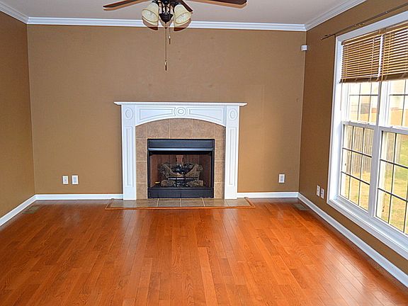 2nd image of 3769 Nadia Ct