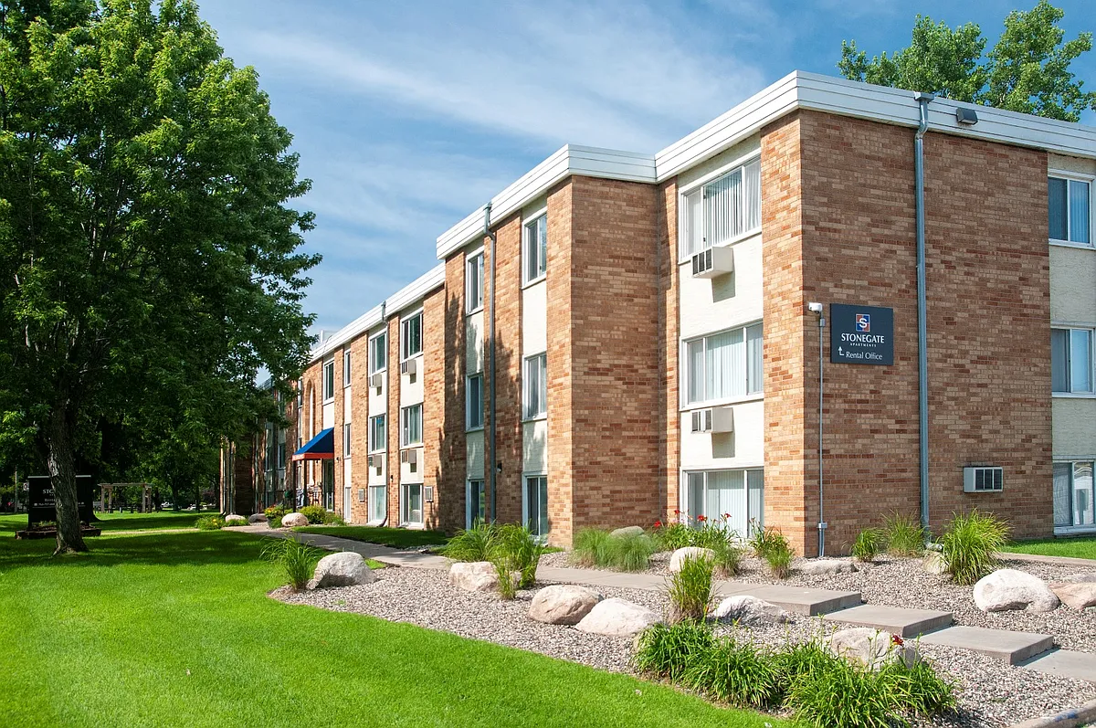 Building Photo - Stonegate