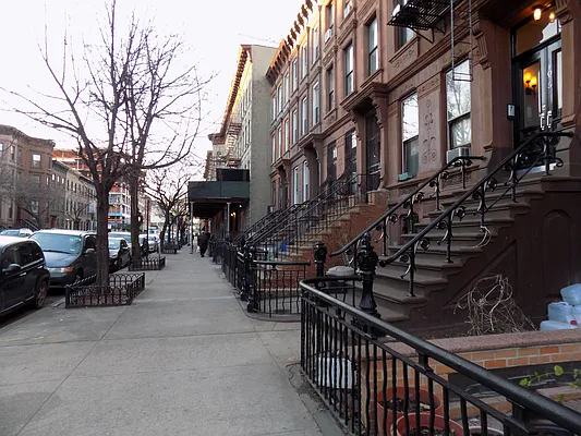 Rented by Blue Egg Realty Corp | media 21