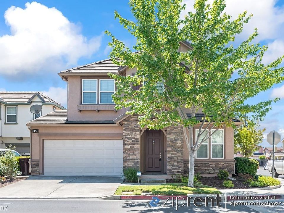 1st image of 561 Cottage Park Dr