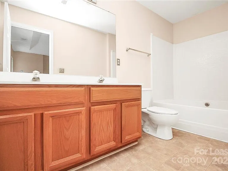 12133 Harrison Steel Dr — Photo 15