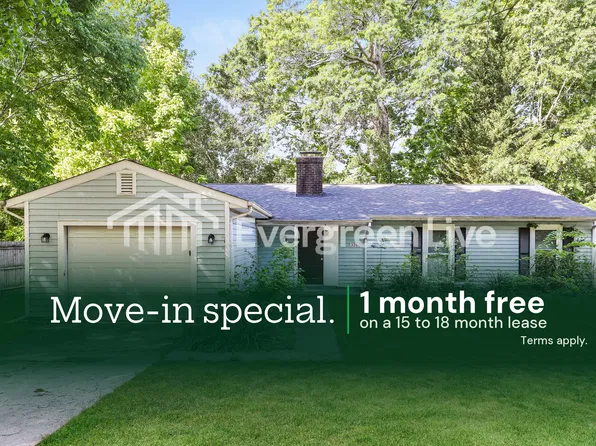 3202 Glen Hollow Rd, Greensboro, NC 27407