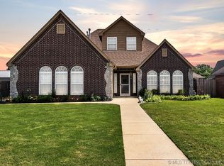 14601 S Poplar St, Glenpool, OK 74033