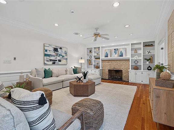 2nd image of 2637 Wimbledon Point Dr