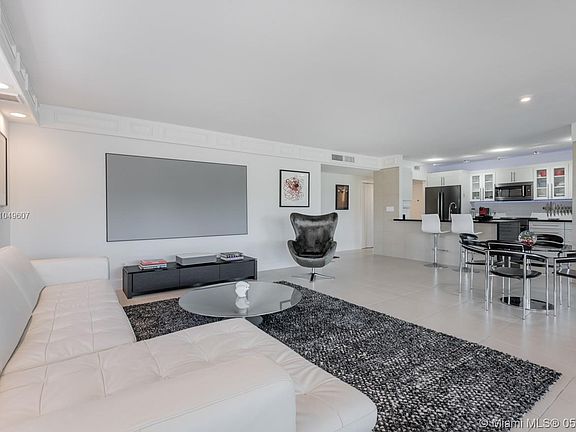 5th image of 3800 Hillcrest Dr APT 202