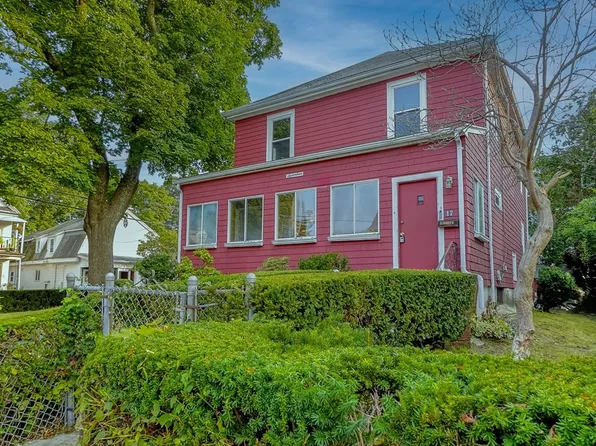17 Elizabeth St, Mattapan, MA 02126