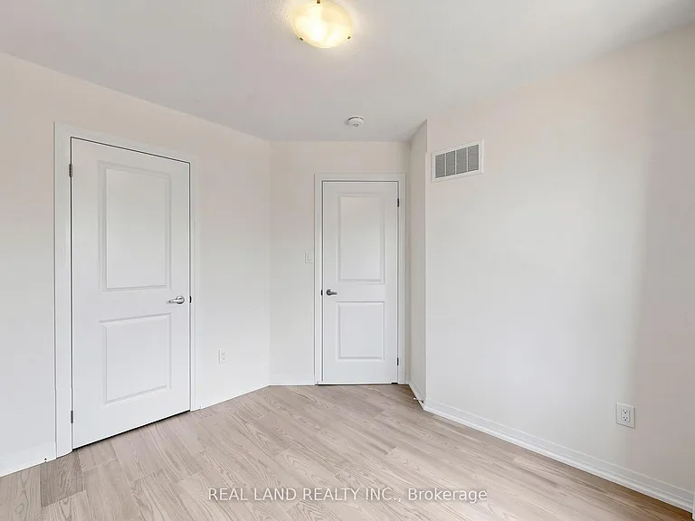 24 Sissons Way — Photo 30