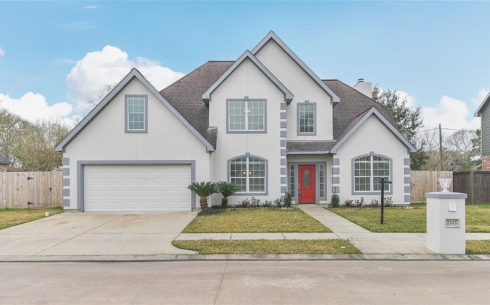 1st image of 2203 Dove Haven Ln