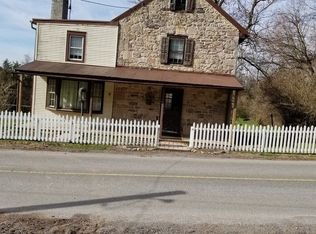 1798 Spring Hollow Rd, East Earl, PA 17519