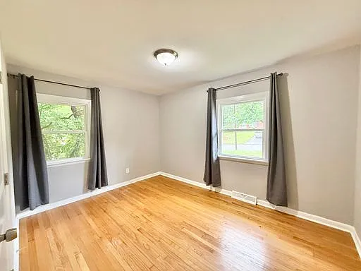 2809 Newark Dr — Photo 8