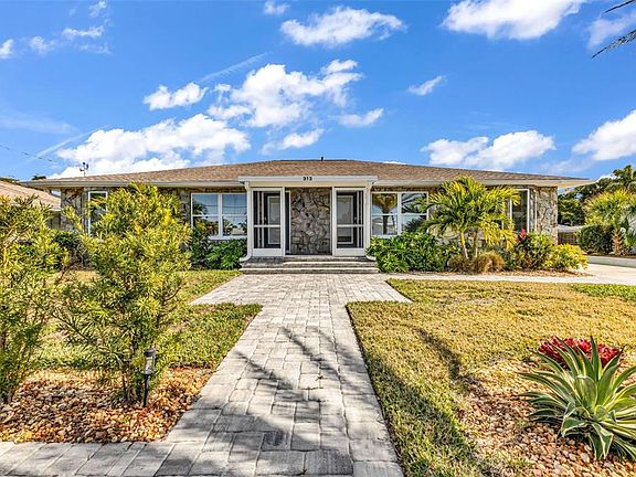 2nd image of 312 Bayshore Rd