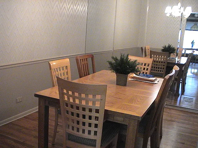 19W276 Palace Green Ln — Photo 7