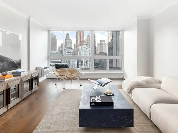 625 Main St APT 1831, New York, NY 10044