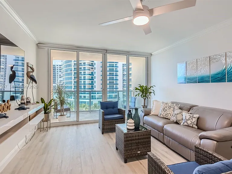 2501 S Ocean Dr #715 — Photo 2