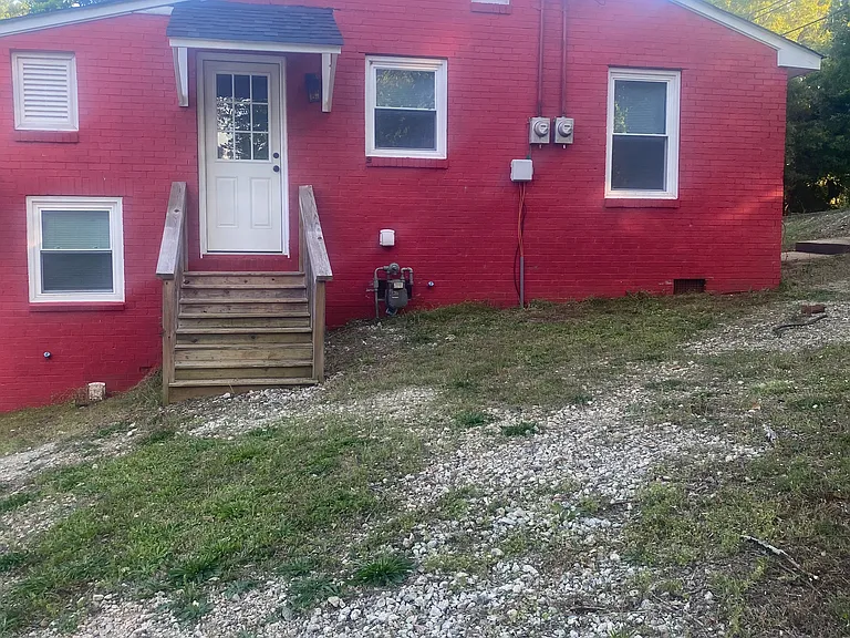201 Sunny St — Photo 9