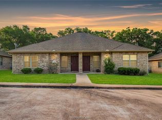 4407 Reveille Rd, College Station, TX 77845