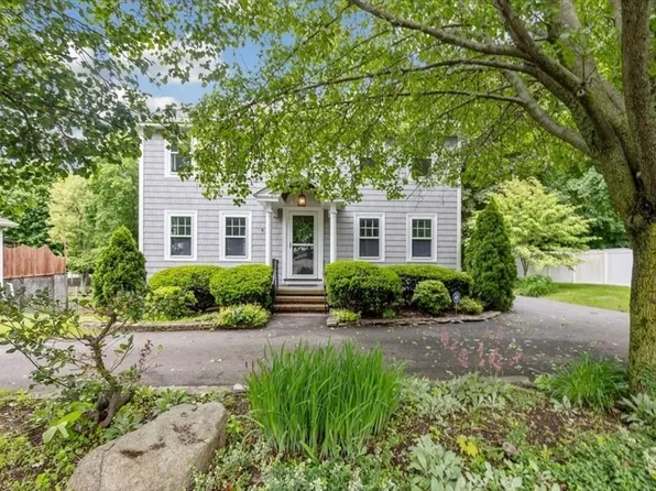 1111 Pleasant St, Weymouth, MA 02189