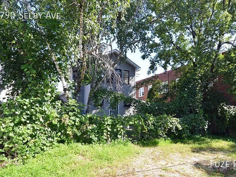 1790 Selby Ave — Photo 34