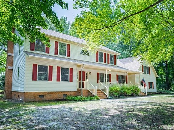 2nd image of 1204 Murray Dr