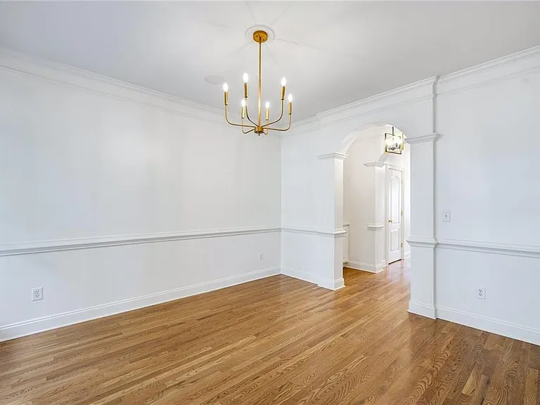 2603 Oglethorpe Cir — Photo 24