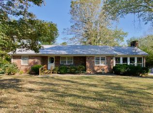 425 Cherokee Cir, Sparta, TN 38583