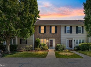 1206 N Glen Dr #1206, Glen Mills, PA 19342