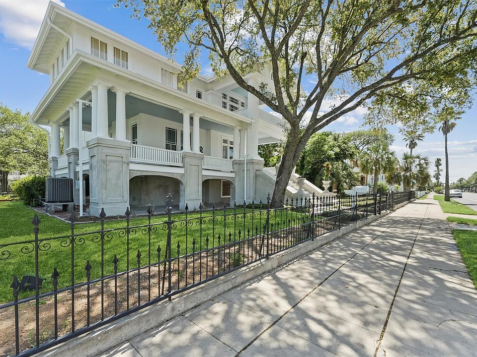 1st image of 1703 Broadway St