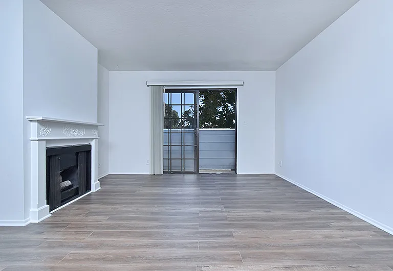 4235 Whitsett Ave #201 — Photo 11