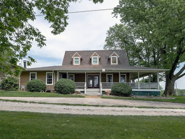 3325 McComb St, Woodburn, IA 50275