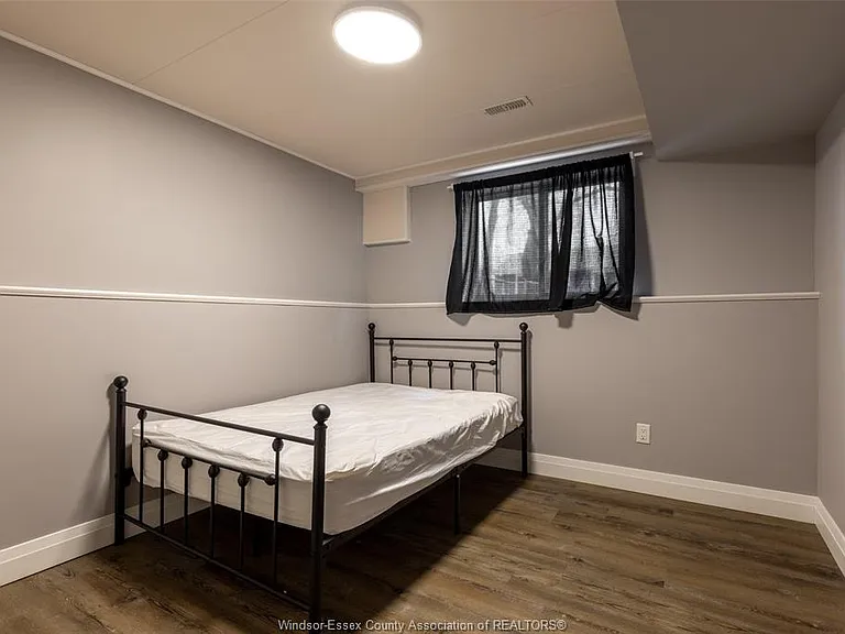 1044 Lena Ave #LOWER — Photo 8