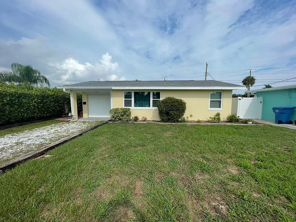57 River Dr