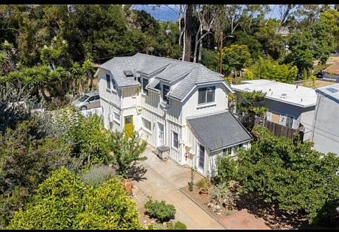 The rental is the top unit